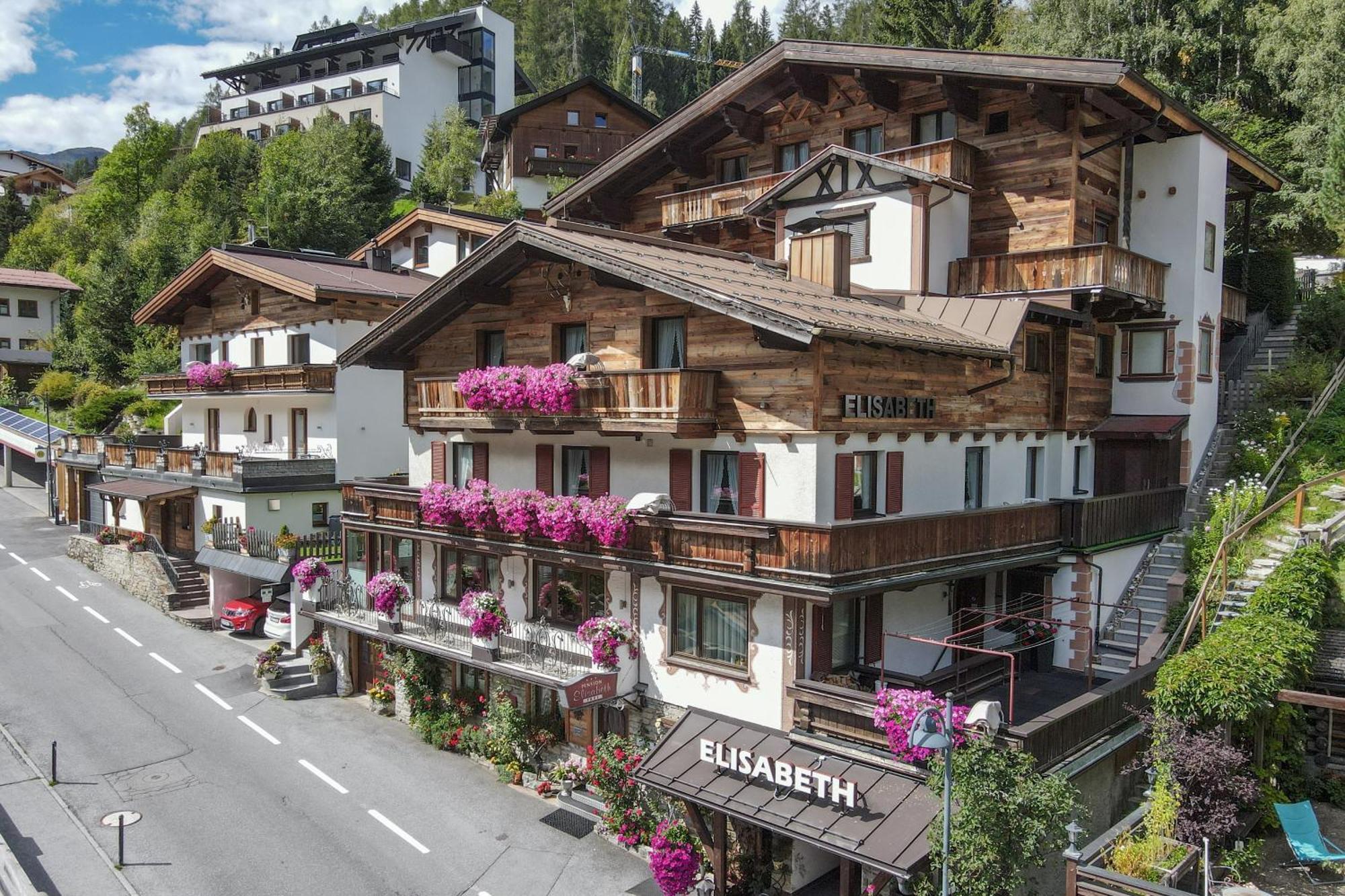 Das Elisabeth Sankt Anton am Arlberg Exterior foto